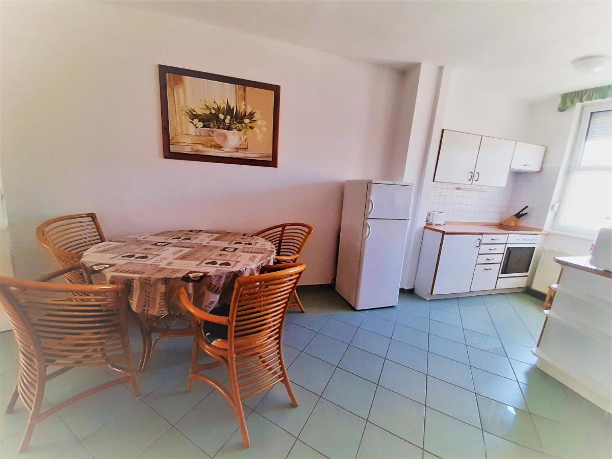 Hévíz Max Thermal Apartman מראה חיצוני תמונה